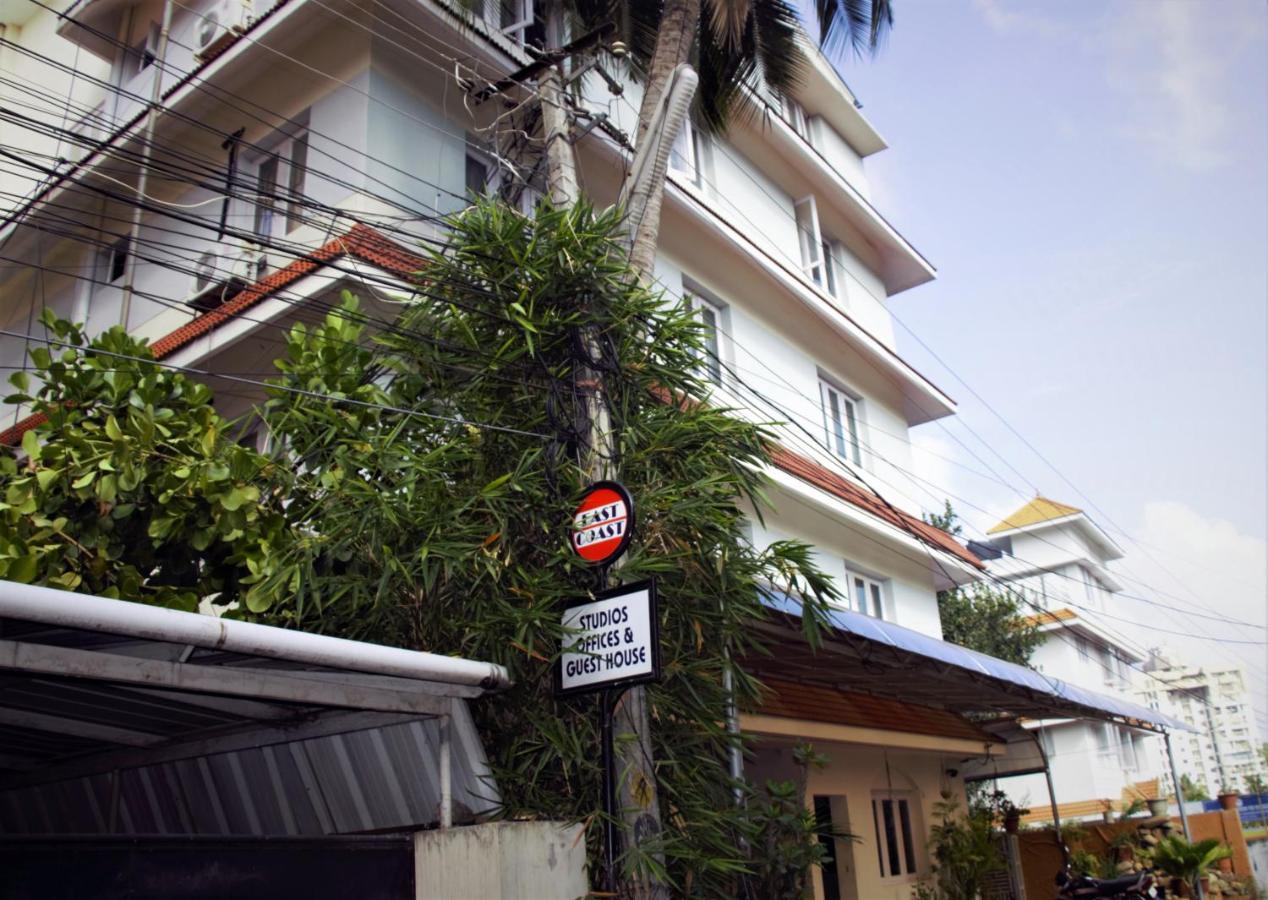 Hotel East Coast à Thiruvananthapuram Extérieur photo