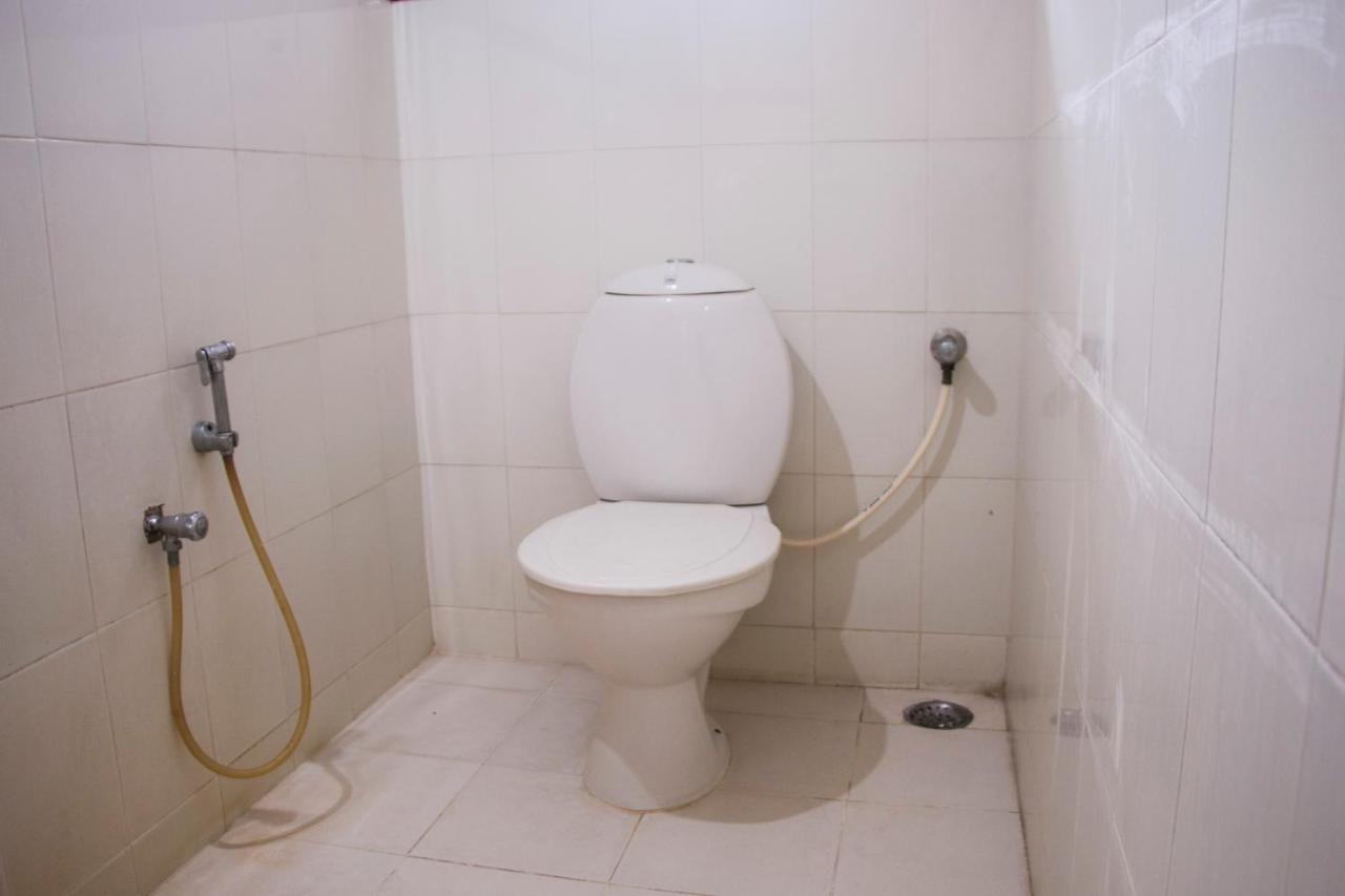 Hotel East Coast à Thiruvananthapuram Extérieur photo