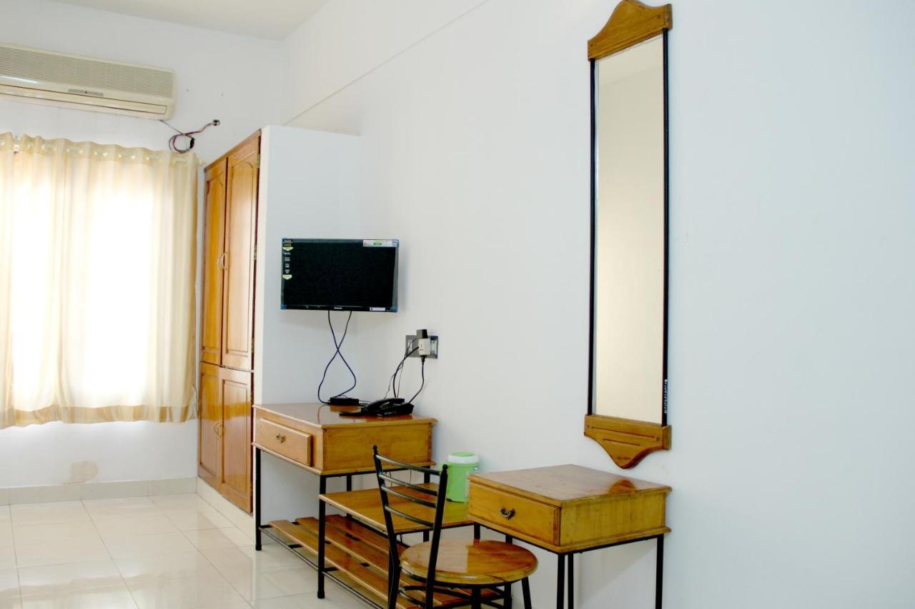 Hotel East Coast à Thiruvananthapuram Extérieur photo